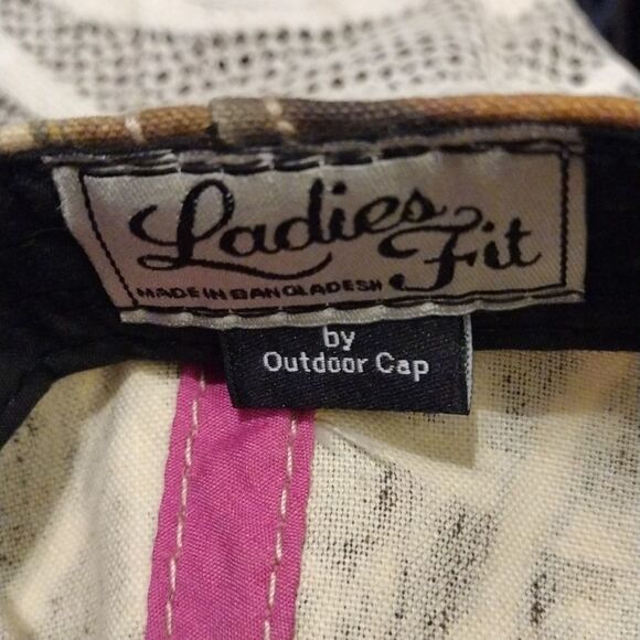 Duck Dynasty camo hat  - Picture 2 of 6